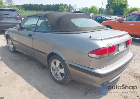 2002 Saab 9-3 Se z USA, uszkodzony, nr VIN YS3DF78K327000639